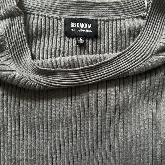 Grey long sleeve sweater dress - Picture 2 of 2